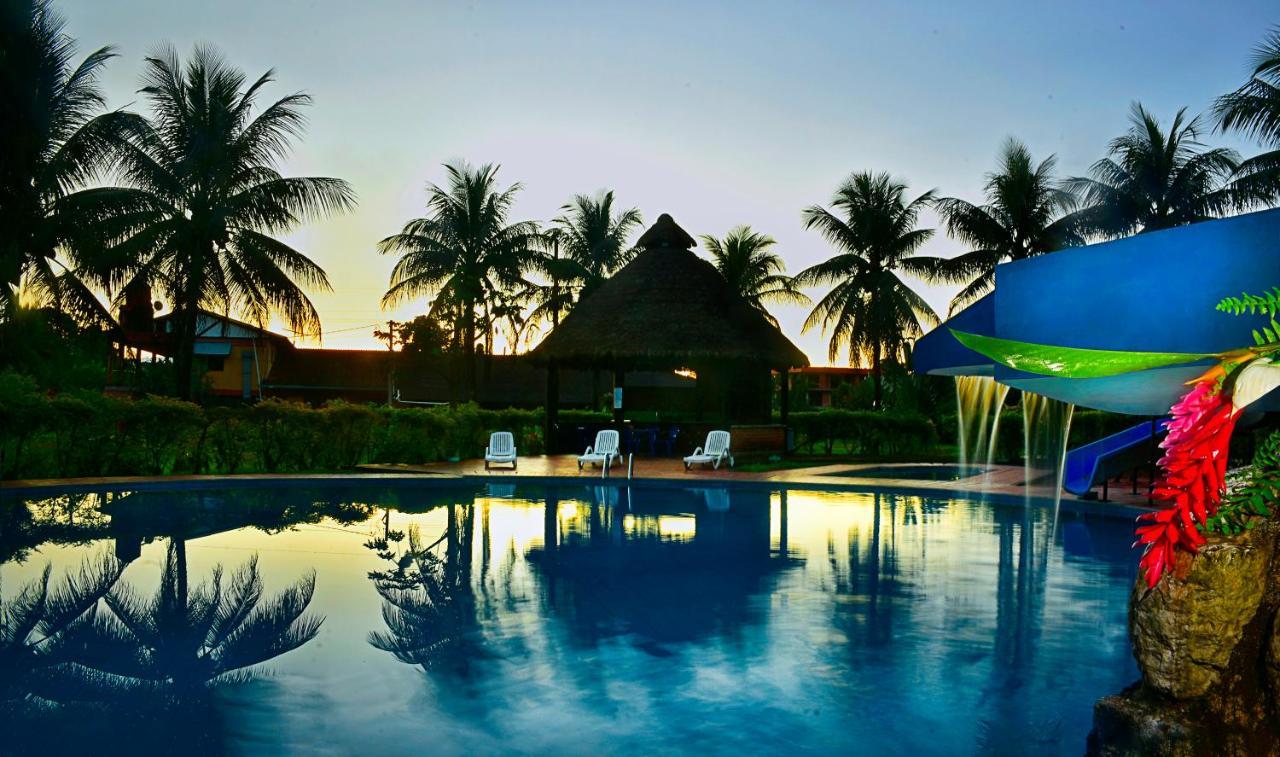 Cesar'S Tropical Hotel Villa Tunari Esterno foto