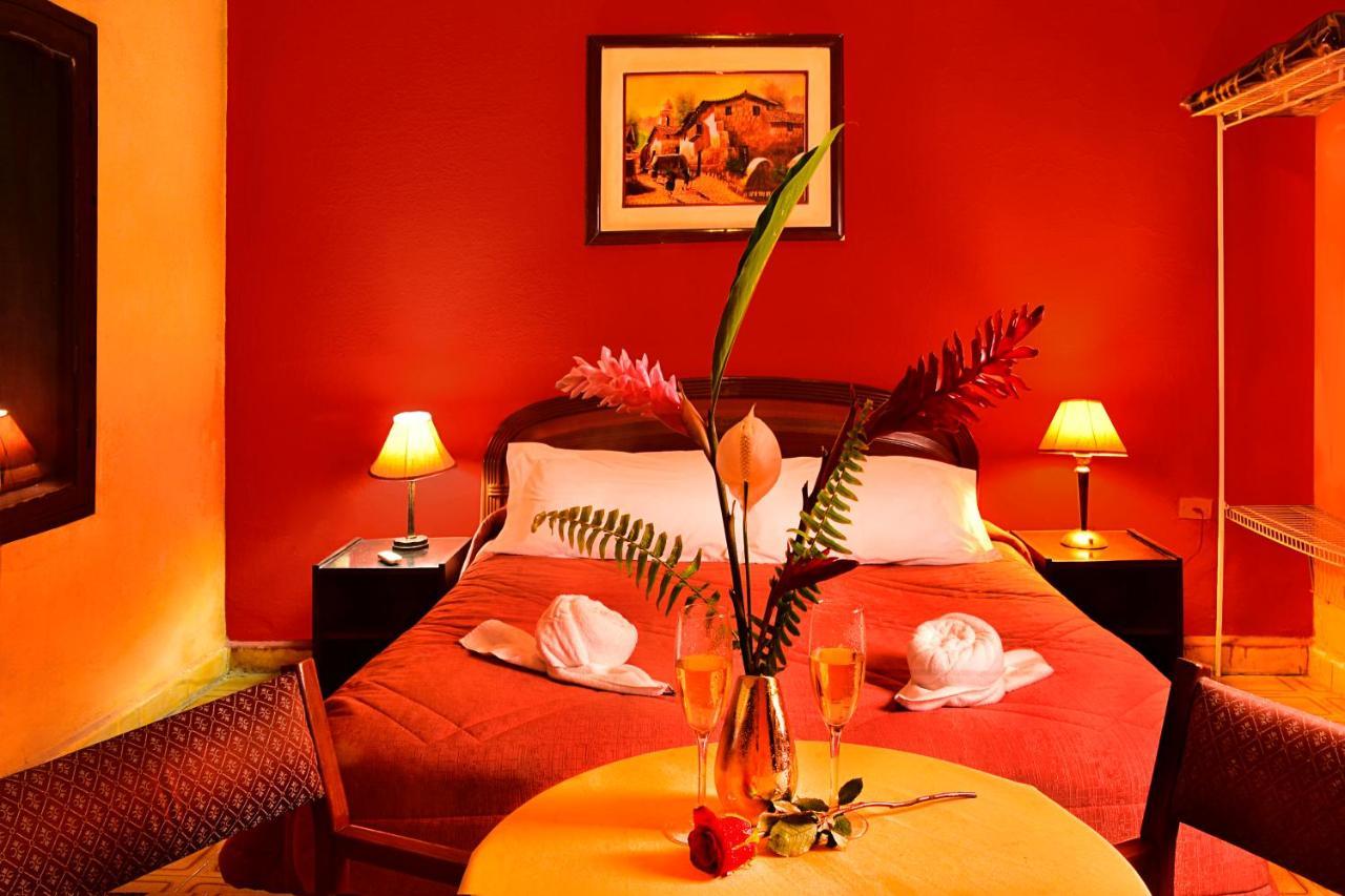 Cesar'S Tropical Hotel Villa Tunari Esterno foto